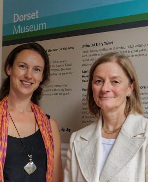 Anna Kent and Helen Thomas