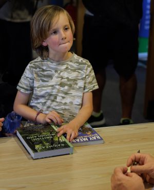 Ray Mears signing books