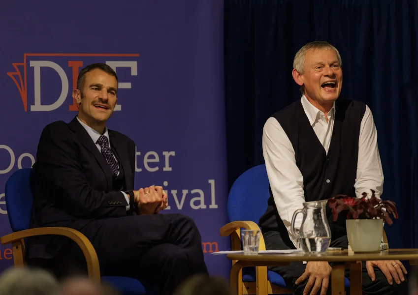 Martin Clunes entertains the audience Martin Clunes entertains the audience
